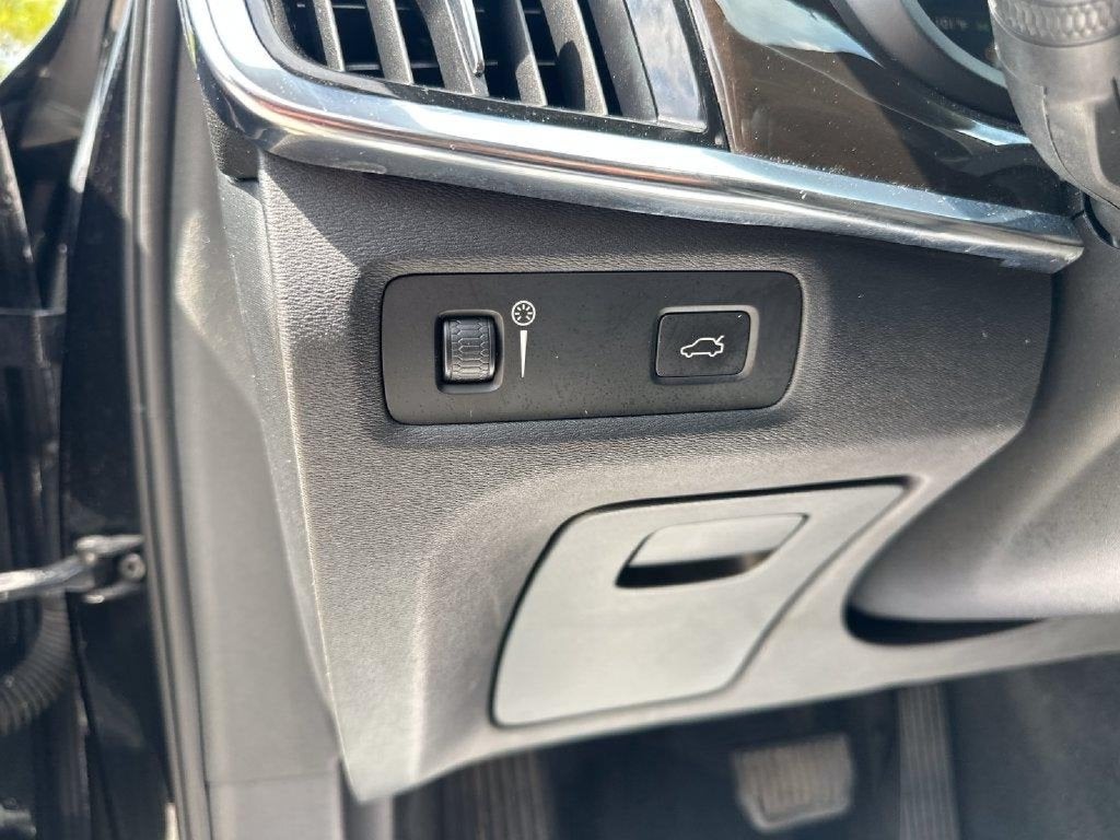 2018 Volvo S90 T5 Momentum