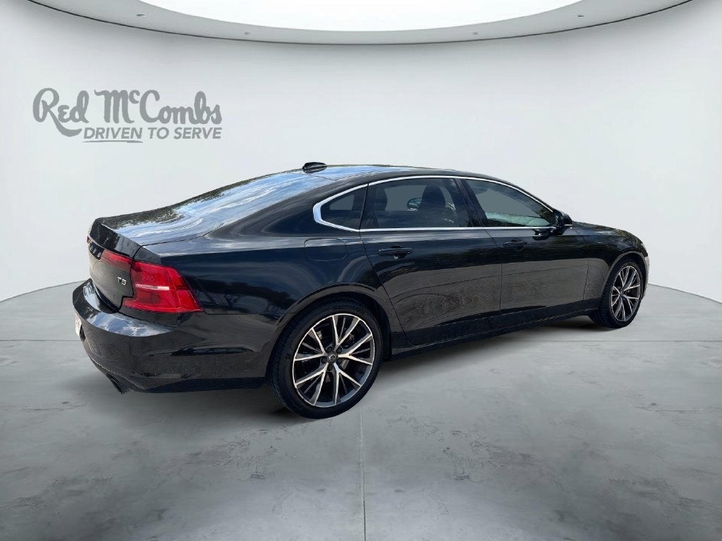 2018 Volvo S90 T5 Momentum