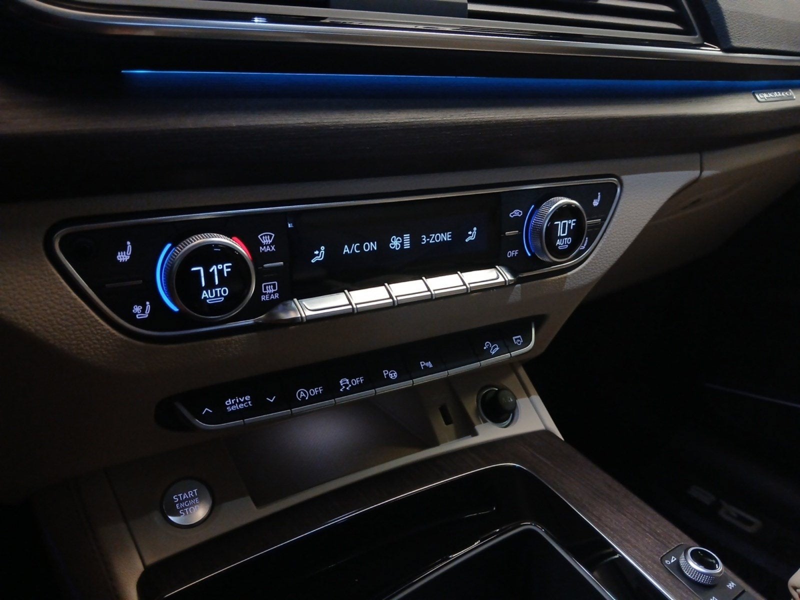 2023 Audi Q5 45 S line Prestige quattro