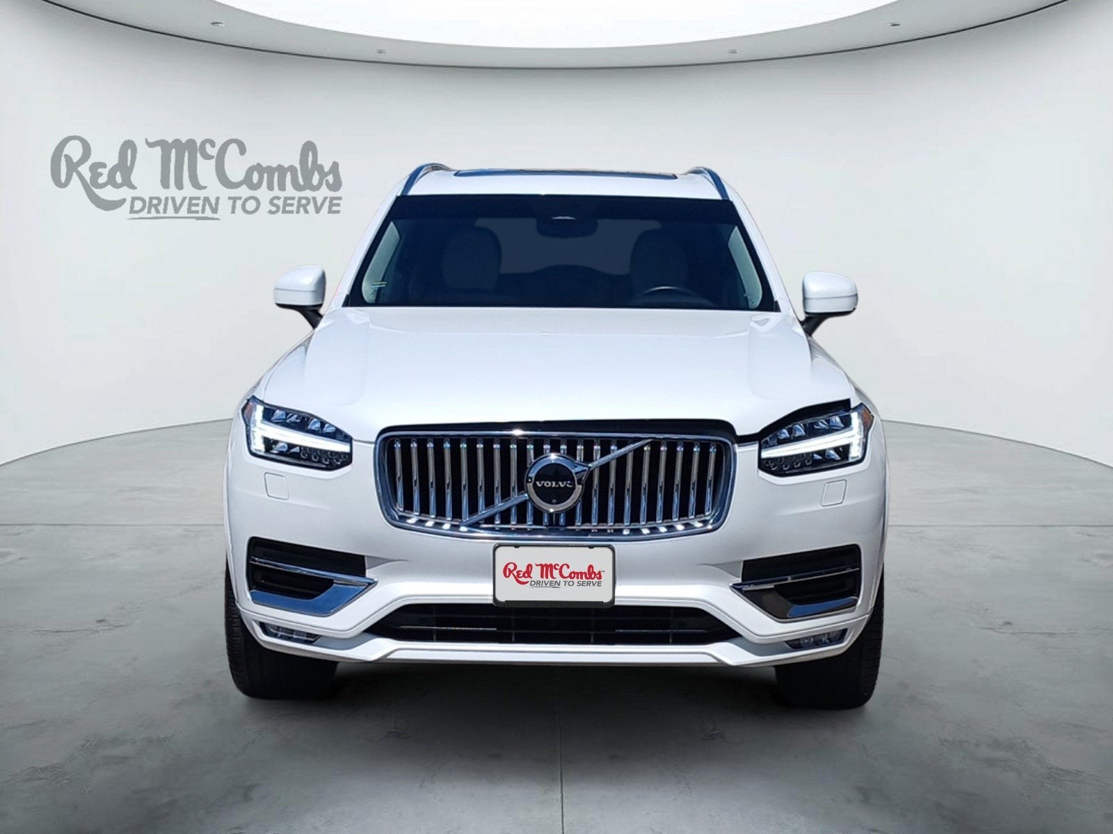 2024 Volvo XC90 B5 Plus