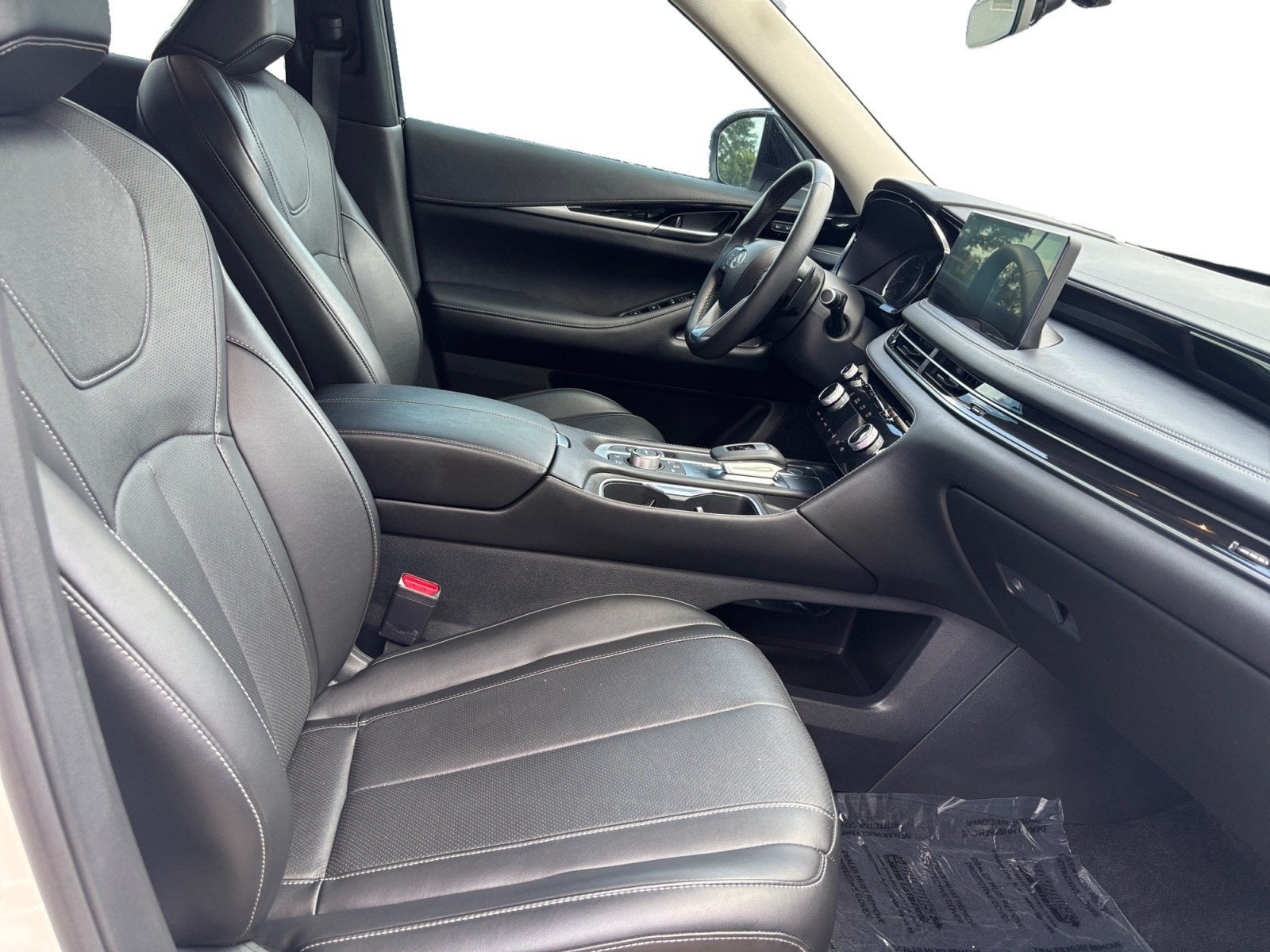 2025 INFINITI QX60 PURE