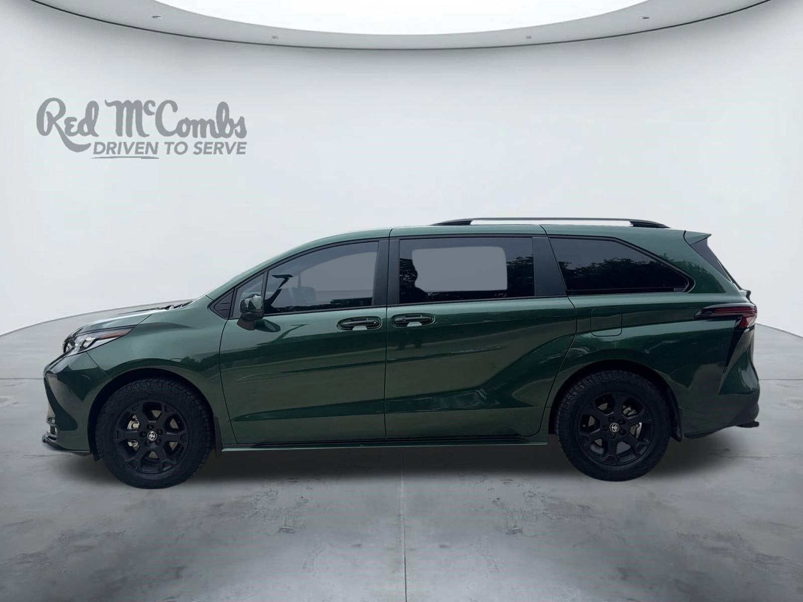 2025 Toyota Sienna Woodland Edition