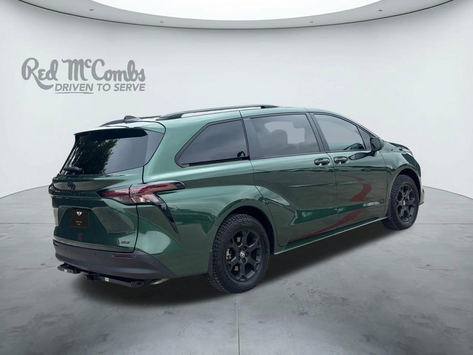 2025 Toyota Sienna Woodland Edition