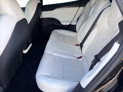 2022 Tesla Model S Plaid