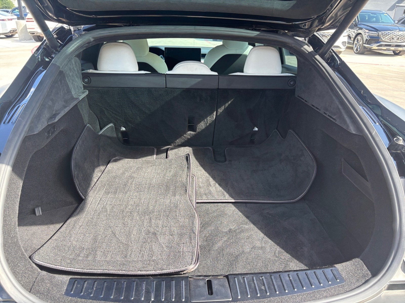 2022 Tesla Model S Plaid