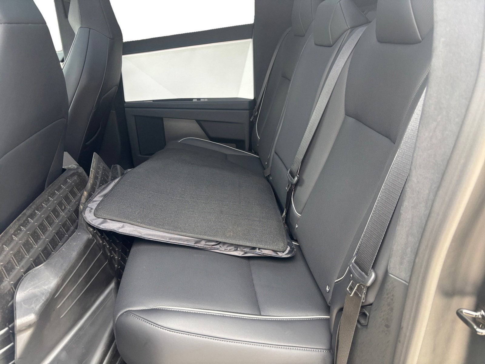 2024 Tesla Cybertruck 4DR AWD