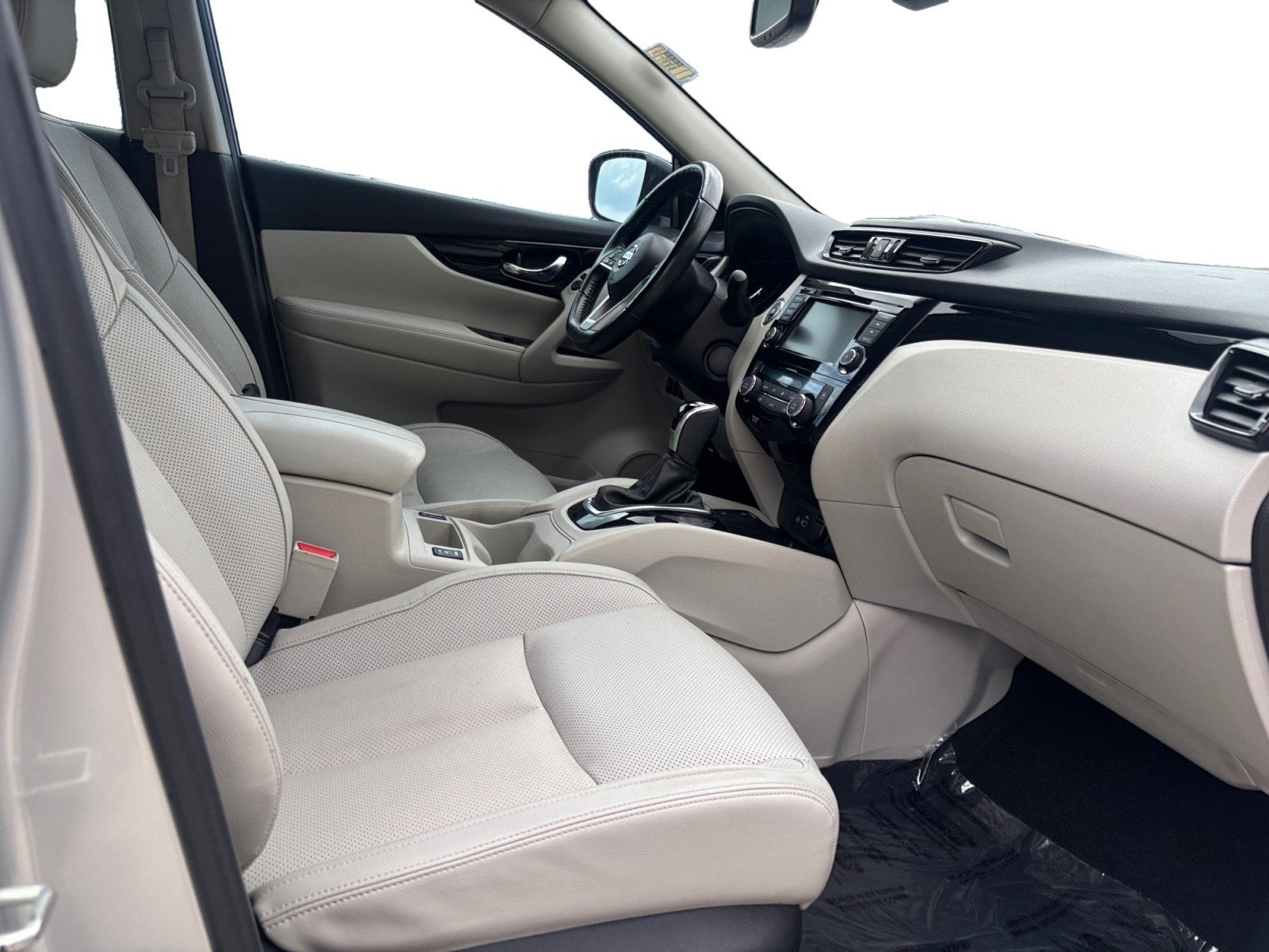 2021 Nissan Rogue Sport SL