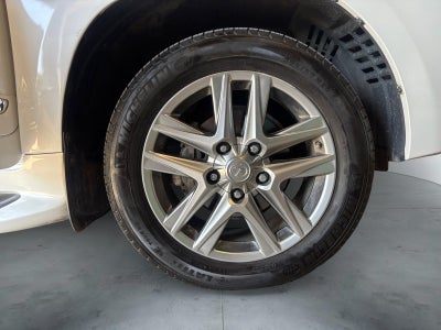 2014 Lexus LX 570