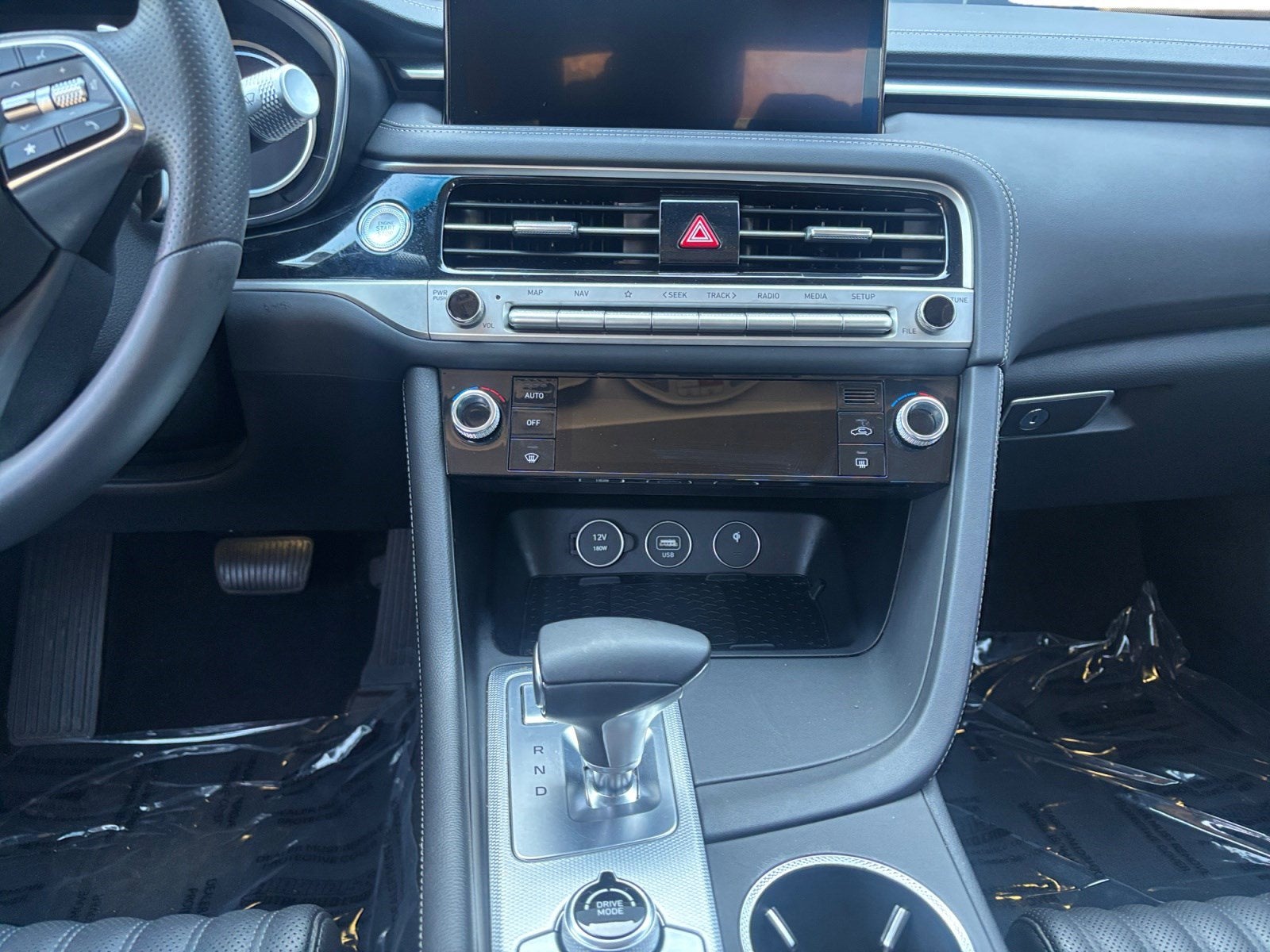 2026 Genesis G70 2.5T Prestige