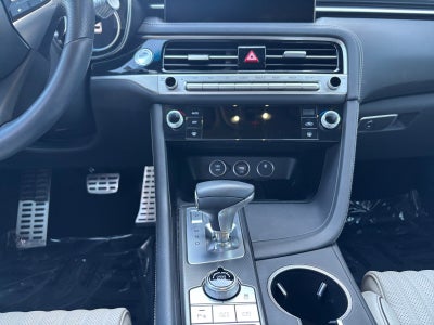 2024 Genesis G70 2.5T