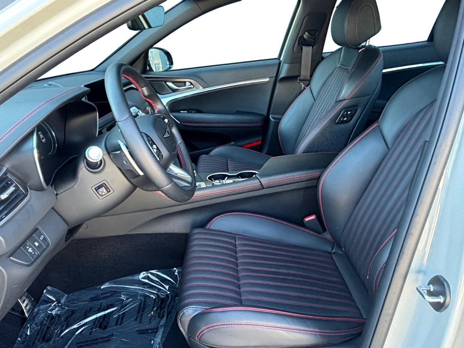 2025 Genesis G70 2.5T