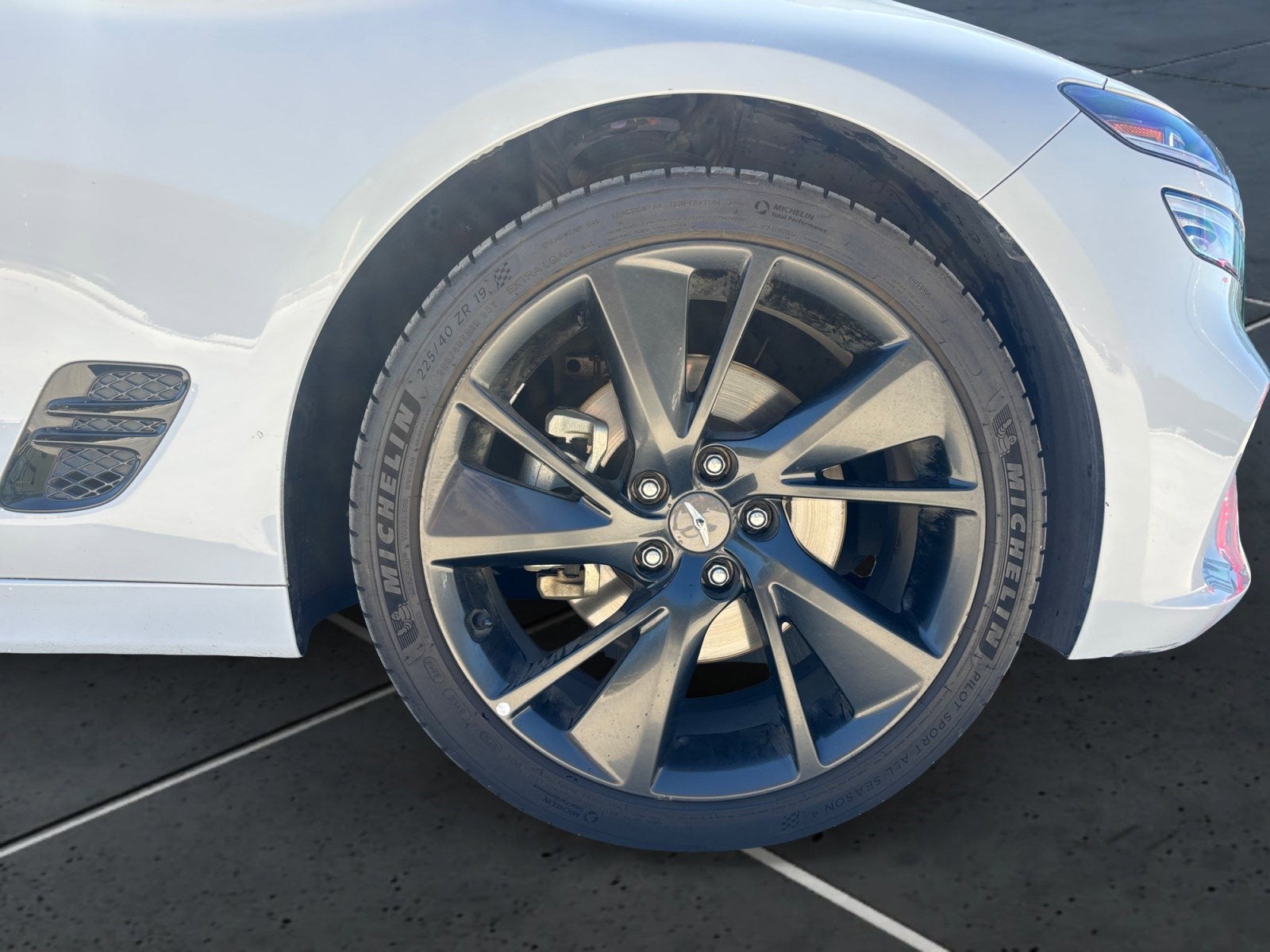 2023 Genesis G70 2.0T Sport Prestige
