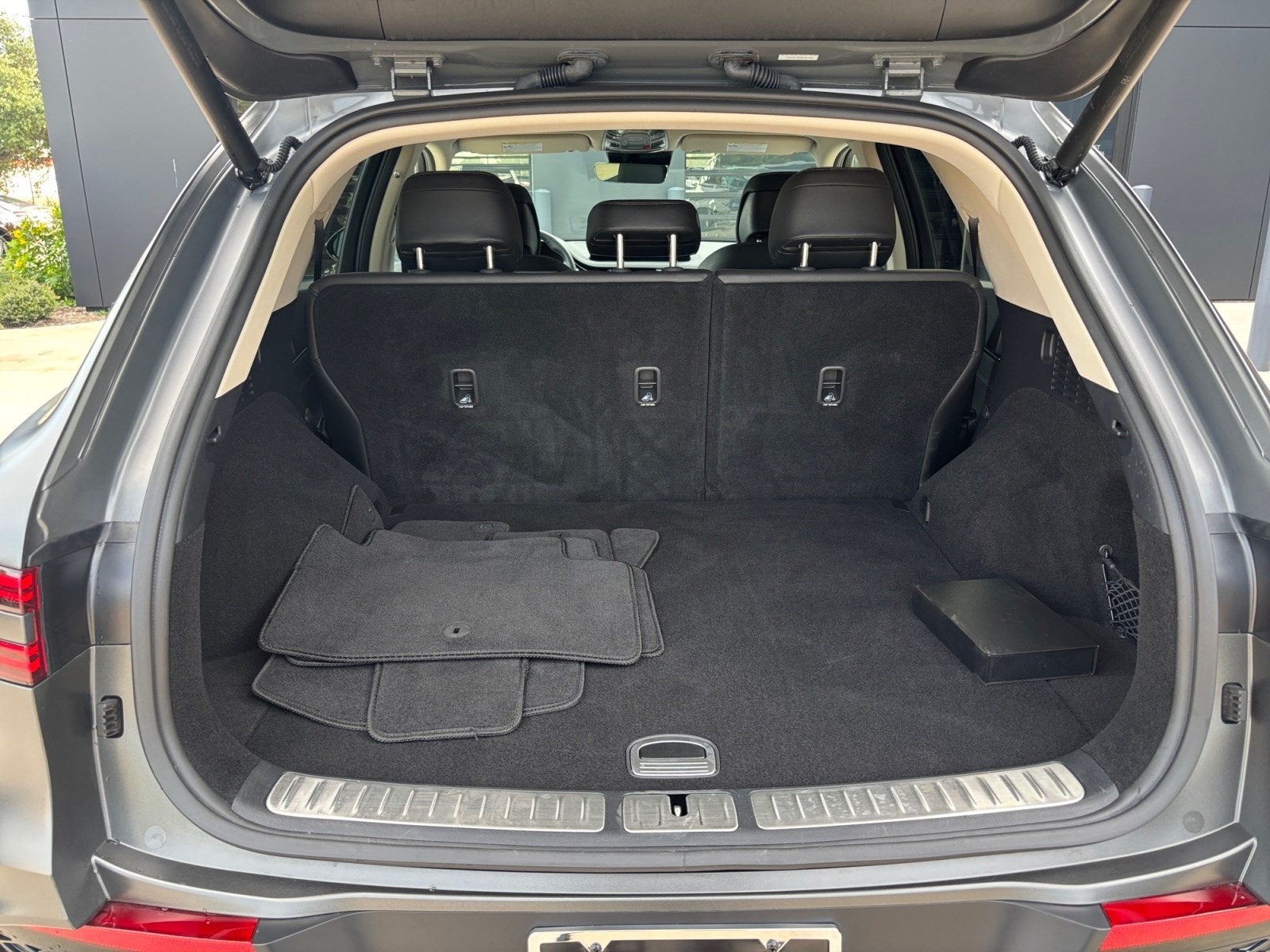 2025 Genesis GV70 2.5T
