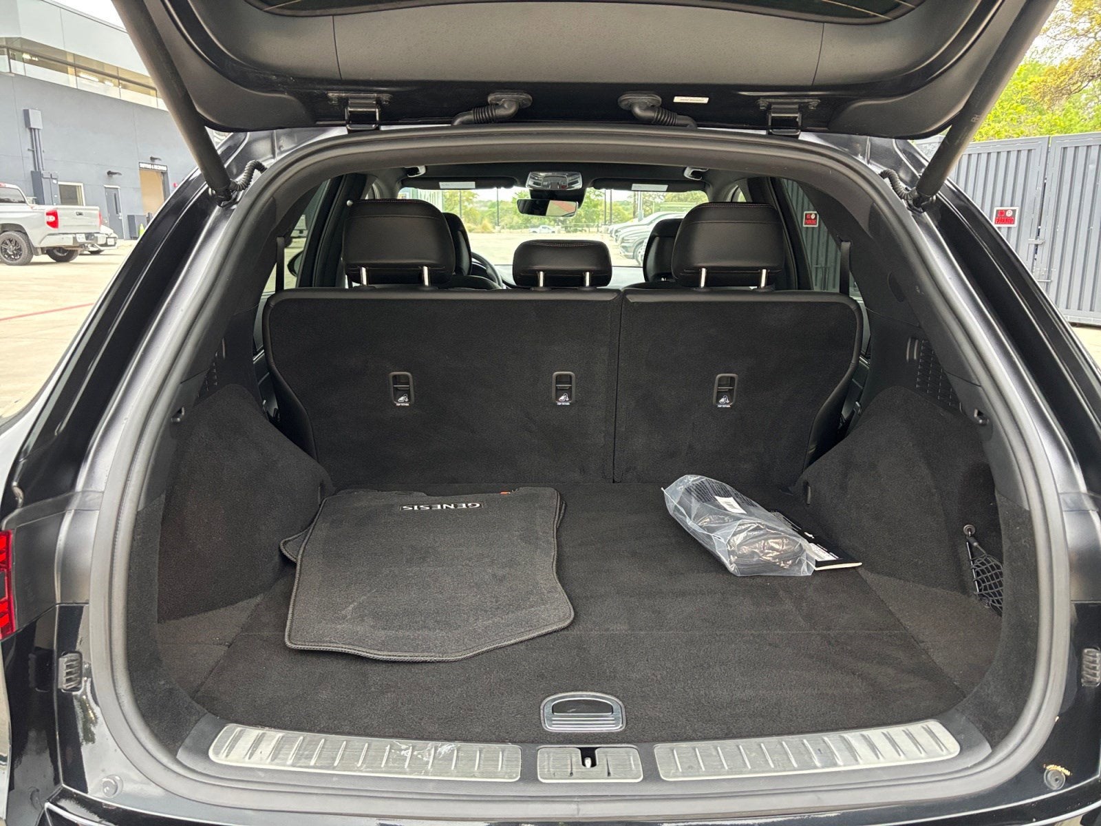 2025 Genesis GV70 2.5T