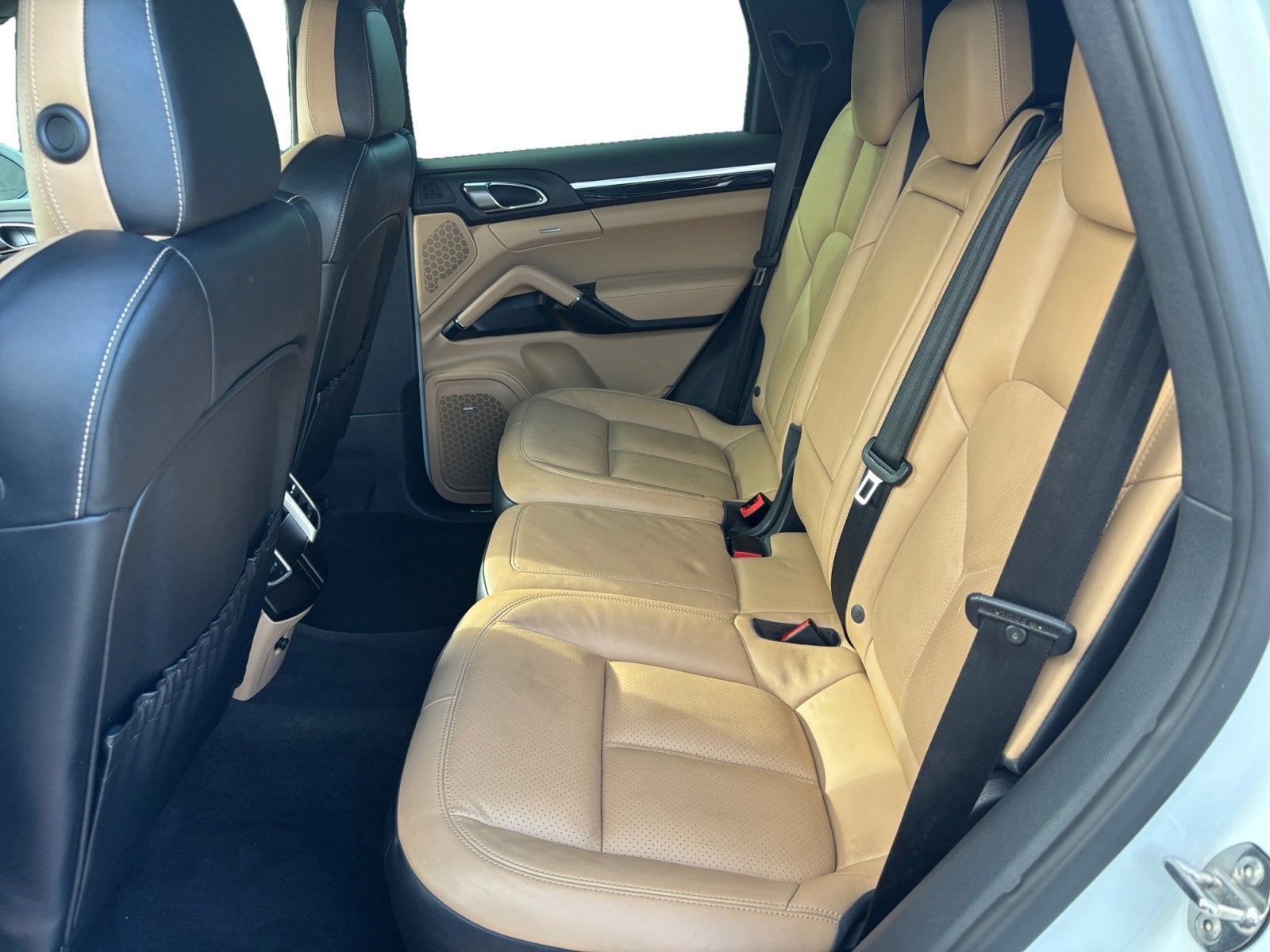 2016 Porsche Cayenne Base