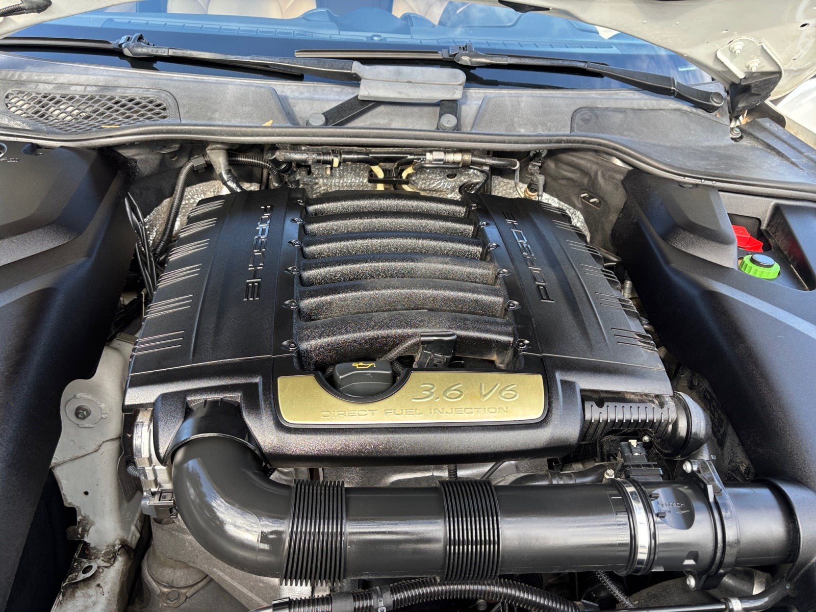 2016 Porsche Cayenne Base