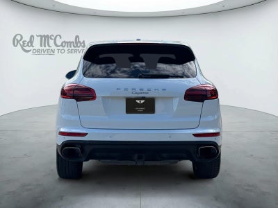 2016 Porsche Cayenne Base