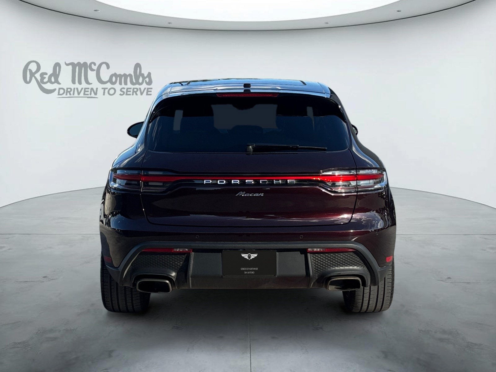 2023 Porsche Macan Base
