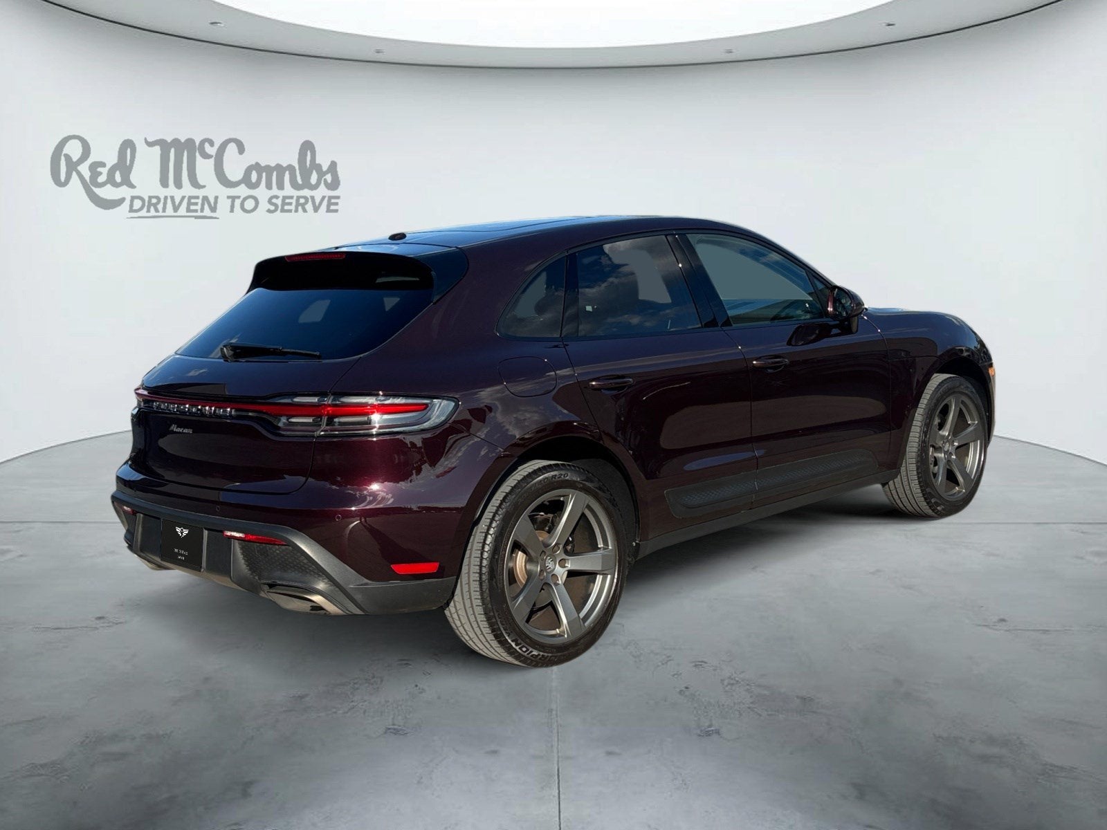 2023 Porsche Macan Base