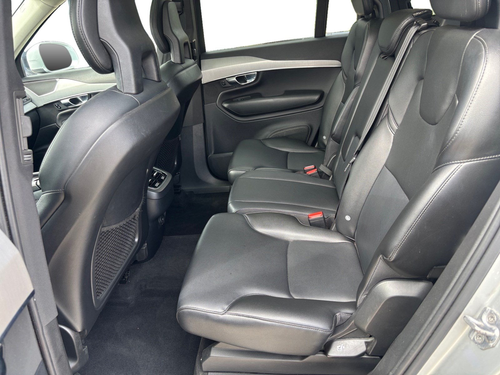 2021 Volvo XC90 T5 Momentum