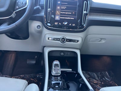 2021 Volvo XC40 T5 Inscription
